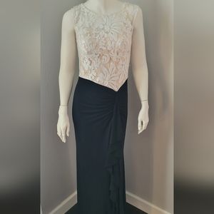 Decode 1.8 Womans Sz 2 Maxi Formal Dress Black White Sequin Party Black Tie
